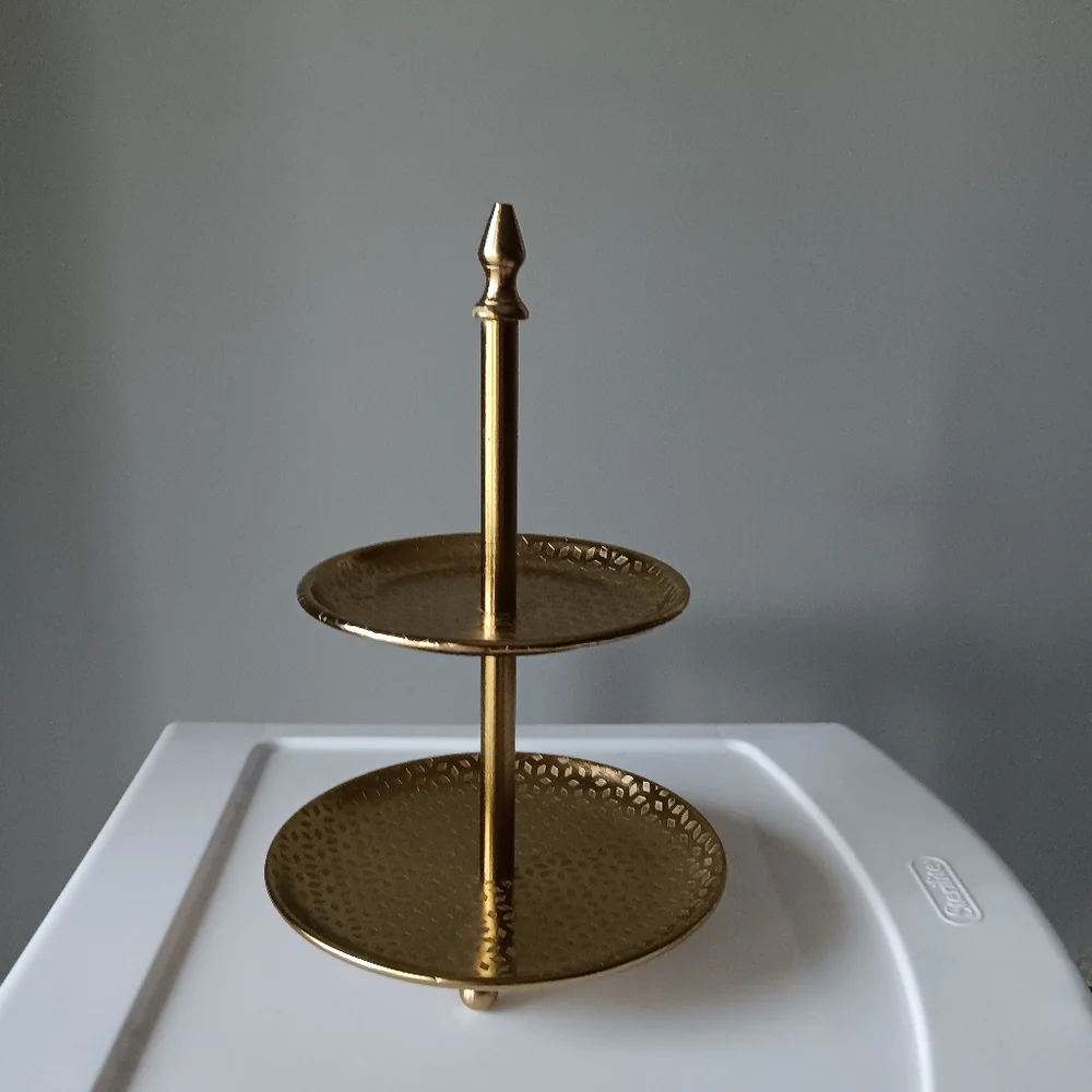 Two Tiered Stand Jewelry Display Decor 10